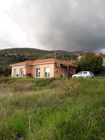 Image No.10-3 Bed House for sale