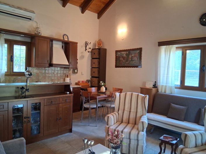 Image No.18-3 Bed House for sale