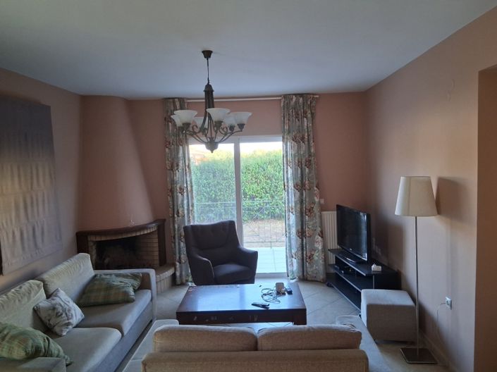 Image No.12-2 Bed House for sale