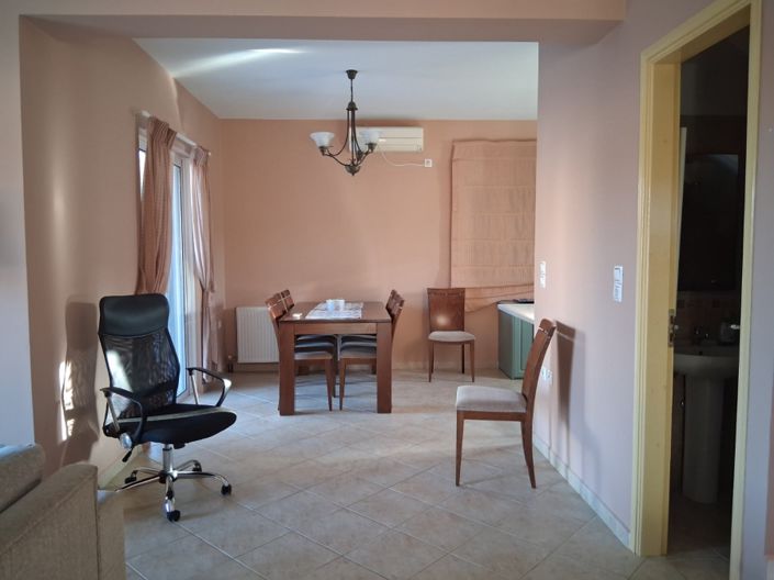 Image No.13-2 Bed House for sale