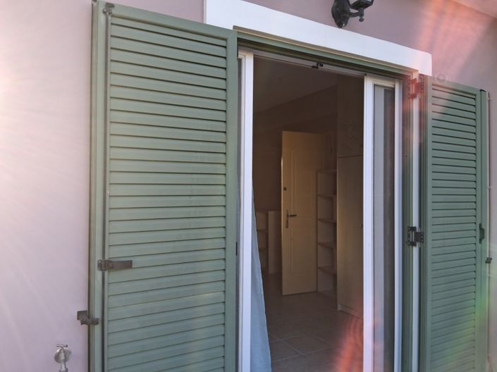 Image No.16-2 Bed House for sale