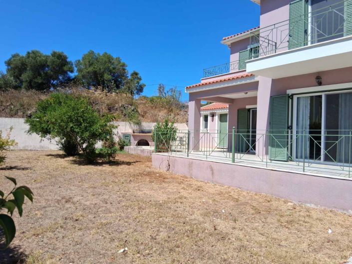 Image No.7-2 Bed House for sale