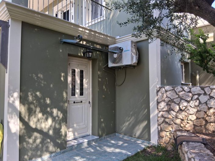 Image No.6-5 Bed House for sale