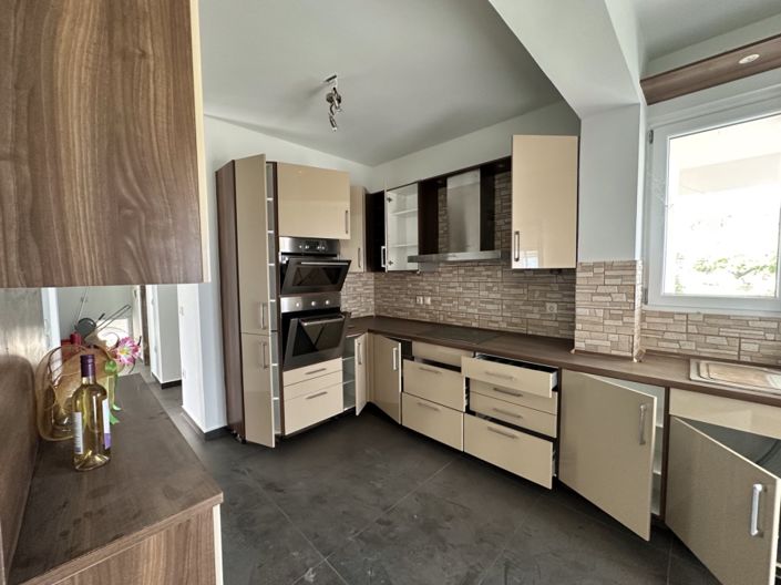 Image No.20-4 Bed Villa for sale