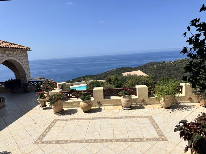 Image No.3-Villa for sale