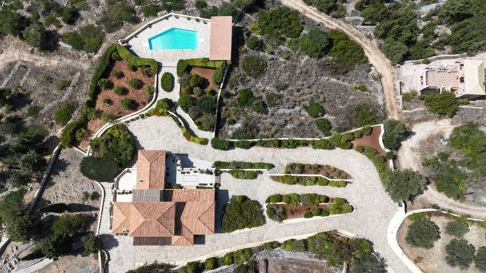 Image No.4-Villa for sale