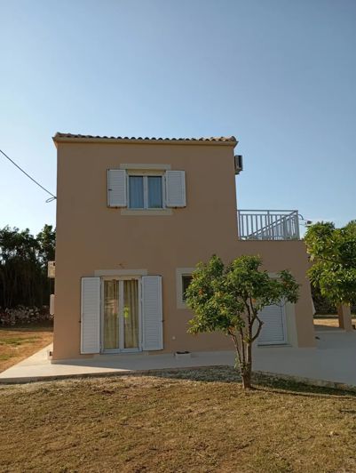 Image No.3-3 Bed House for sale