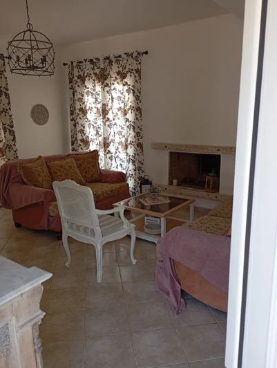 Image No.6-3 Bed House for sale