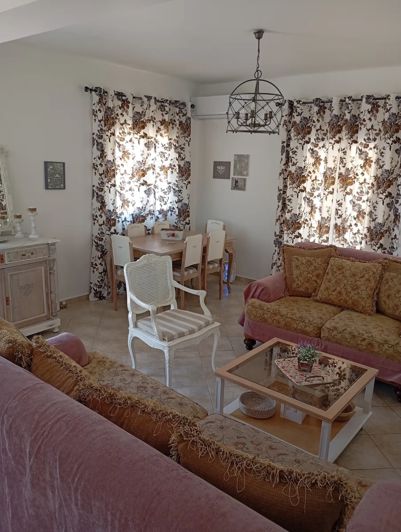 Image No.7-3 Bed House for sale