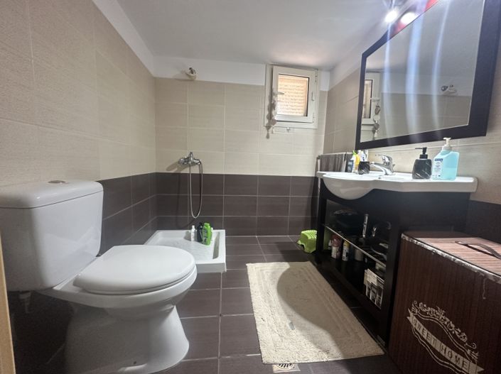 Image No.13-4 Bed House for sale