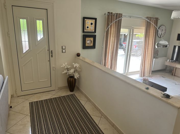 Image No.4-4 Bed House for sale