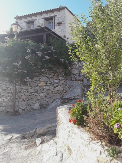 Image No.3-1 Bed House for sale