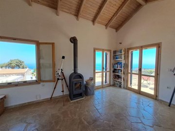 d0ba85f7-2685-4e3e-81bb-9e6166648aea