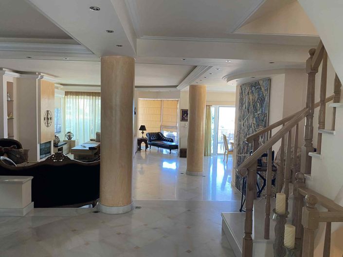 Image No.27-5 Bed House for sale