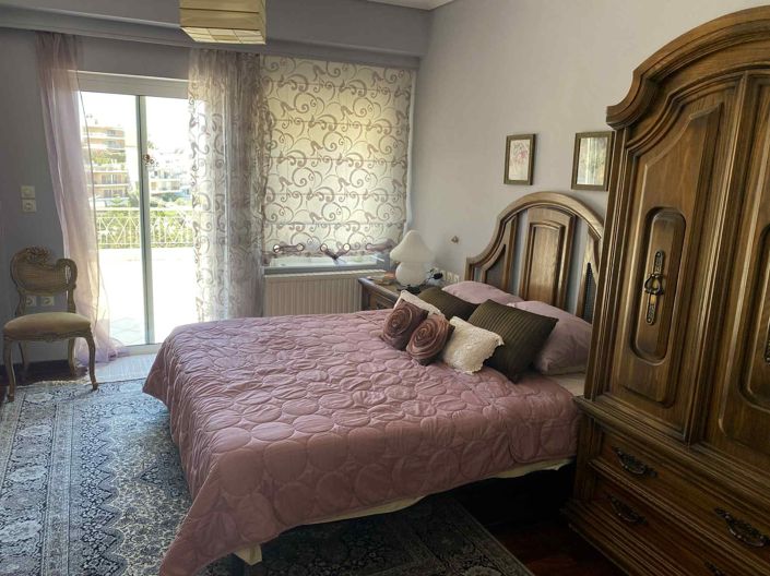 Image No.34-5 Bed House for sale