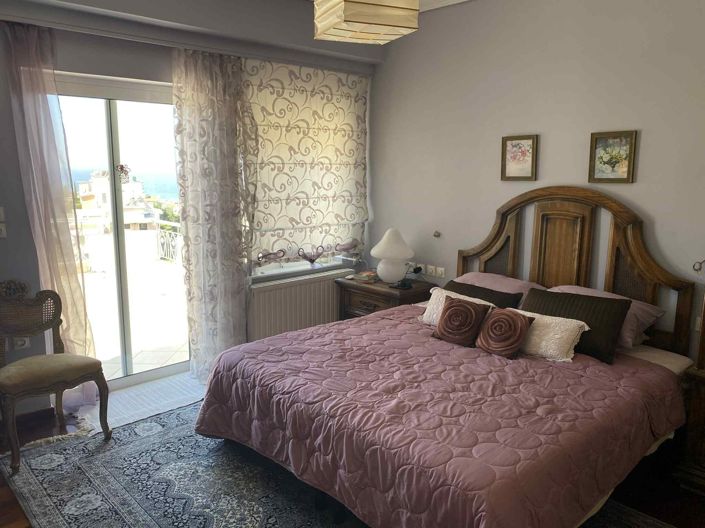 Image No.3-5 Bed House for sale