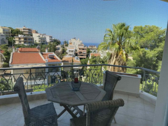 Image No.8-5 Bed House for sale