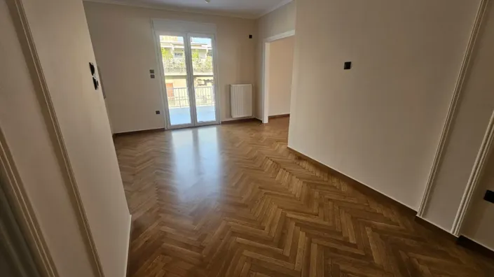 Image No.4-2 Bed House for sale