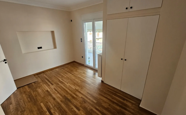 Image No.3-Maison de 2 chambres à vendre à Athènes