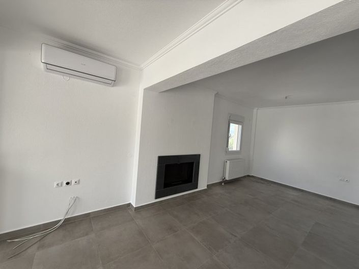 Image No.16-5 Bed House for sale