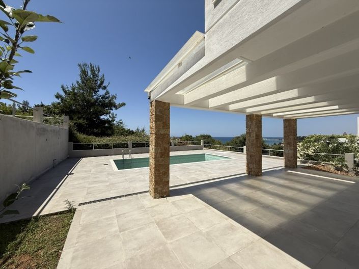 Image No.20-5 Bed House for sale