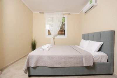 1ea12875-960b-40b5-a66e-479555a8415e