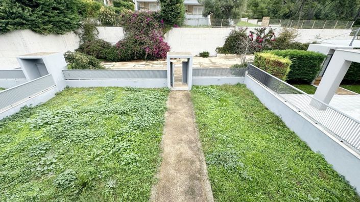 Image No.9-4 Bed House for sale