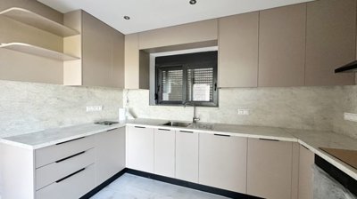 c5786e29-0de5-4b6c-8040-a5e94dbd75da