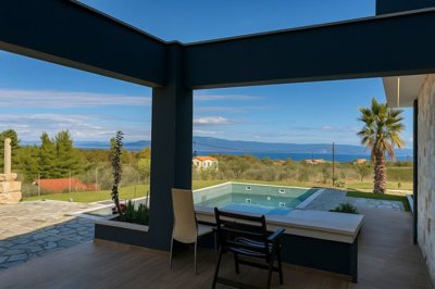 02261522-97c6-4f5e-9aa1-d159307cdaac