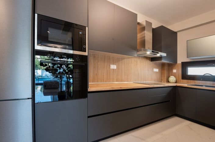 Image No.3-Maison de 5 chambres à vendre à Chypre