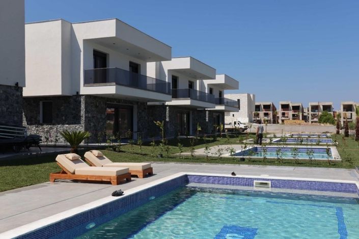 Image No.2-3 Bed House for sale