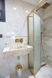 17051589-a30e-4c6b-b0f1-c29650abe9fe