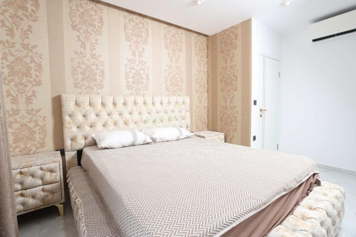 Image No.9-3 Bed House for sale