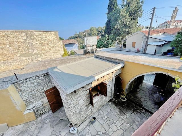 Image No.13-5 Bed Property for sale