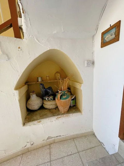 Image No.22-5 Bed Property for sale