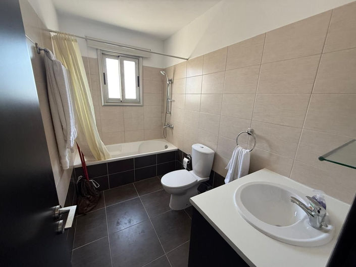 Image No.15-2 Bed Apartment for sale