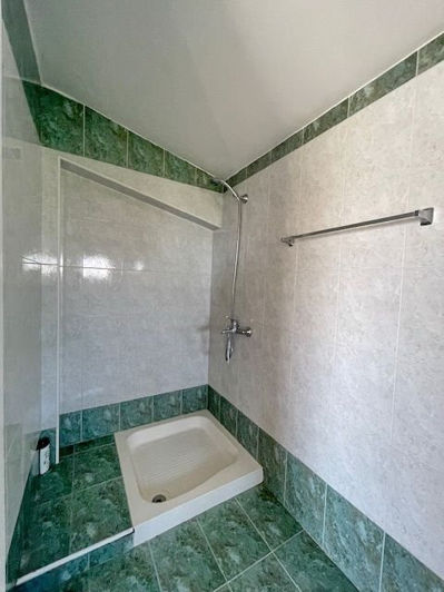 Image No.27-4 Bed Property for sale