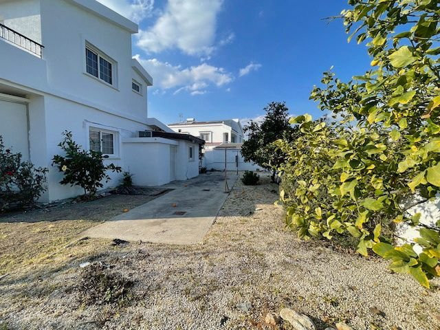 Image No.3-4 Bed Property for sale