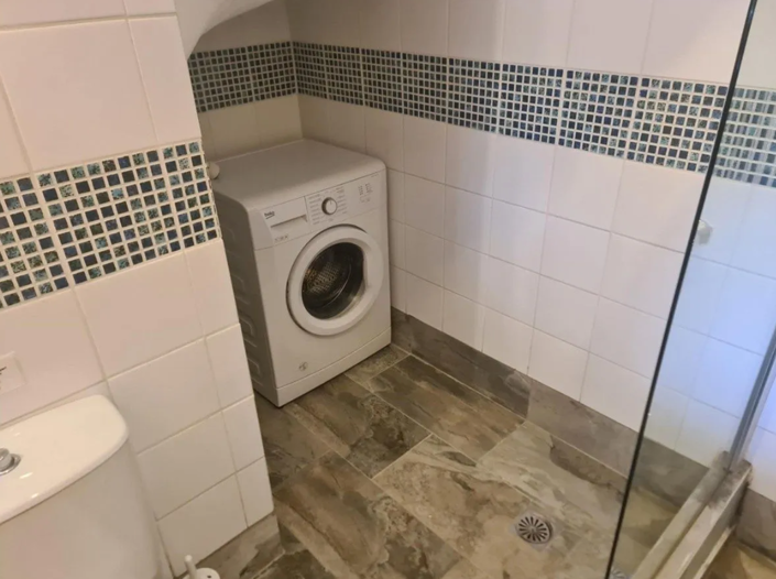 Image No.19-4 Bed House for sale