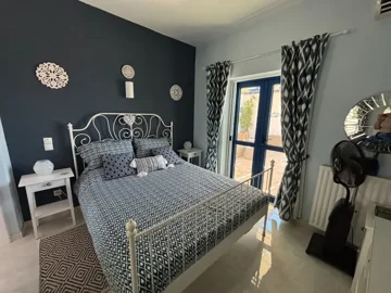 a0e2e892-1952-431b-b77d-d43c3430a45e