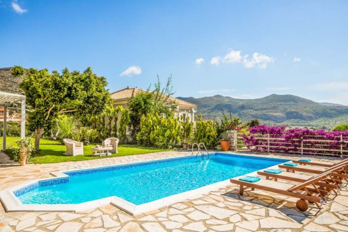 Image No.8-3 Bed House for sale