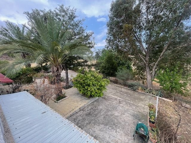 Image No.5-3 Bed Property for sale