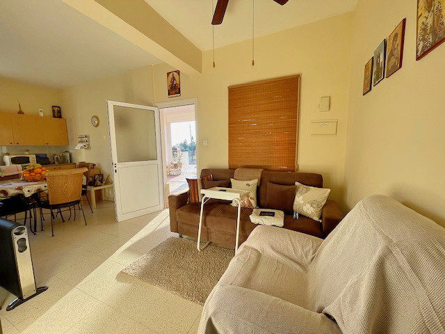 Image No.20-3 Bed Property for sale