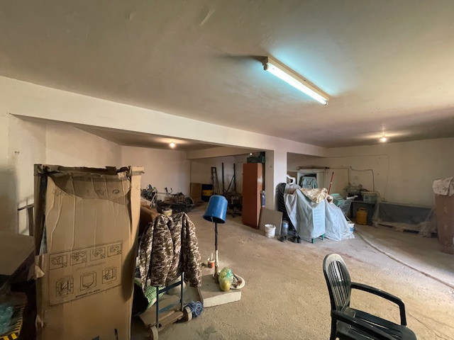 Image No.25-3 Bed Property for sale