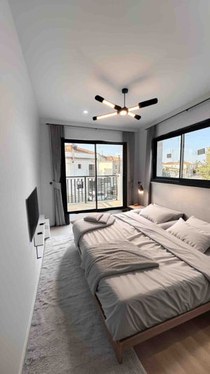 Image No.19-3 Bed Property for sale