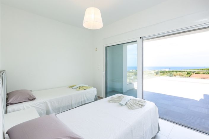 Image No.14-3 Bed Villa for sale