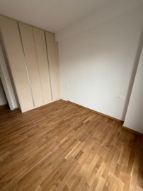 f5a4db40-3327-4e02-b231-8ba9e87192d0