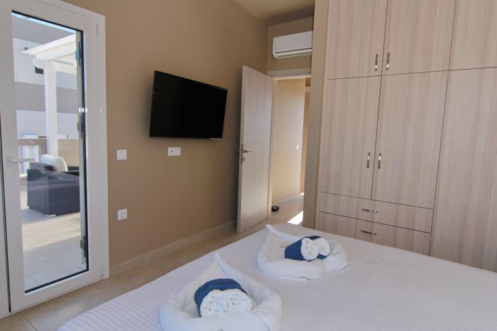 Image No.24-2 Bed House for sale