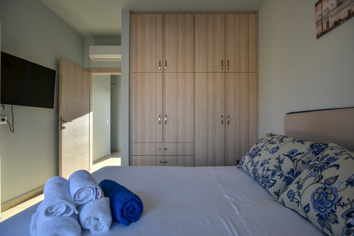 Image No.27-2 Bed House for sale