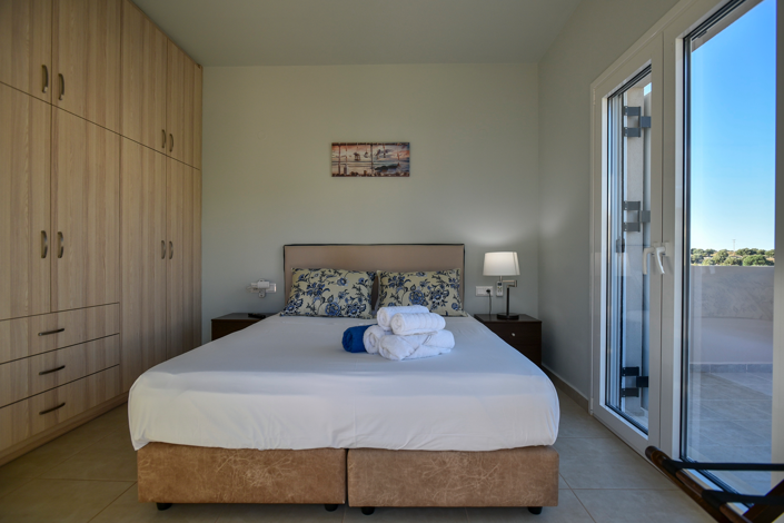 Image No.28-2 Bed House for sale